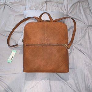 Dara Zipper detail backpack